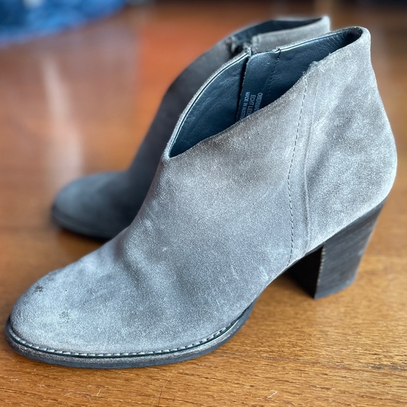 Chic Suede Booties - Picture 1 of 10